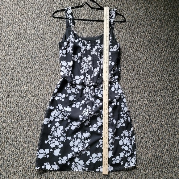 White House Black Market Summer Dress Size 2 Black and White Floral Dress - Picture 7 of 16